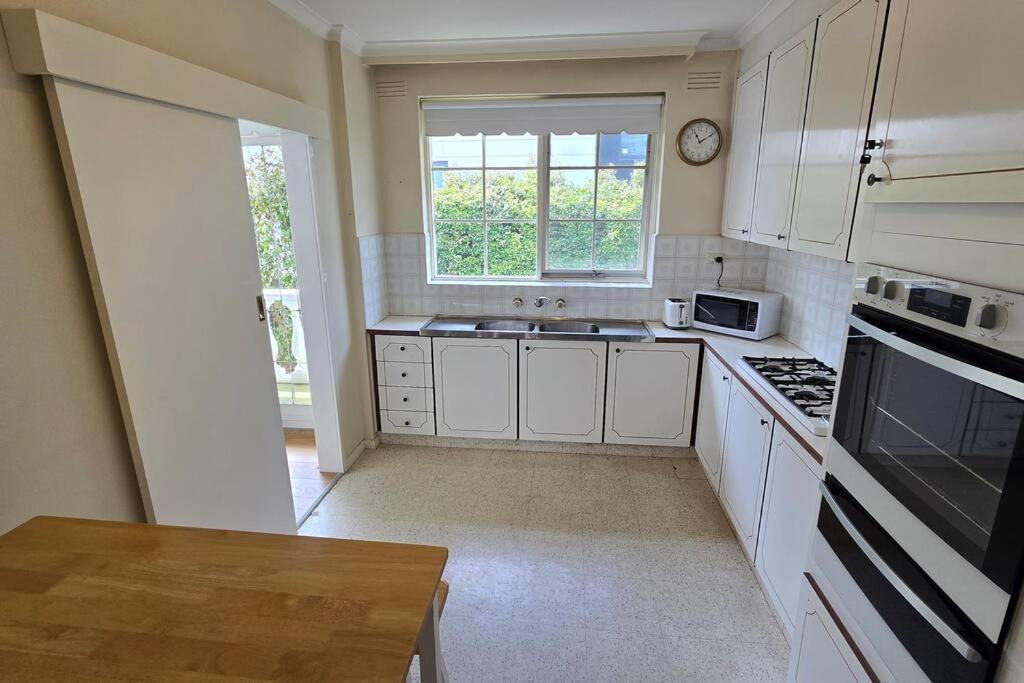 Elsternwick Easy Living - 2 Bedroom Sleeping 4 Melbourne Exterior photo