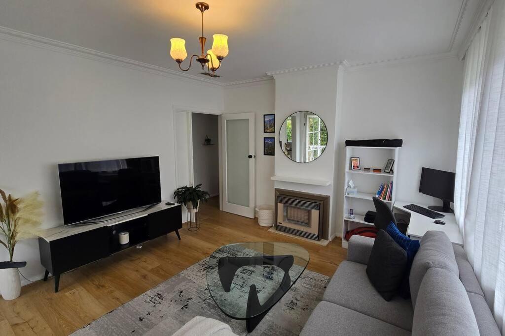 Elsternwick Easy Living - 2 Bedroom Sleeping 4 Melbourne Exterior photo