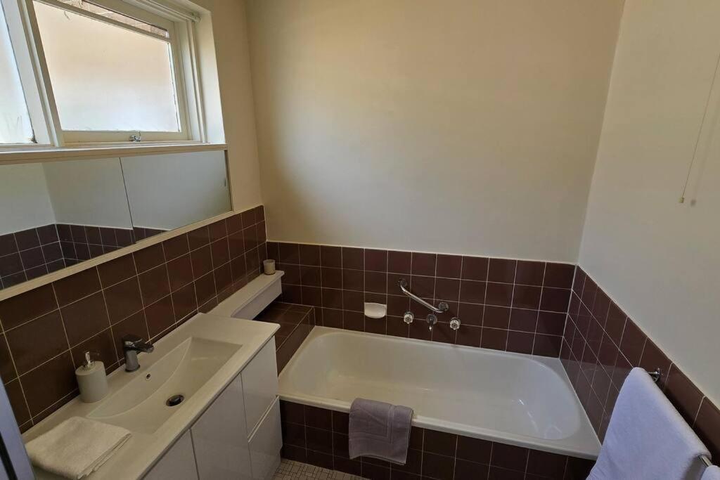 Elsternwick Easy Living - 2 Bedroom Sleeping 4 Melbourne Exterior photo